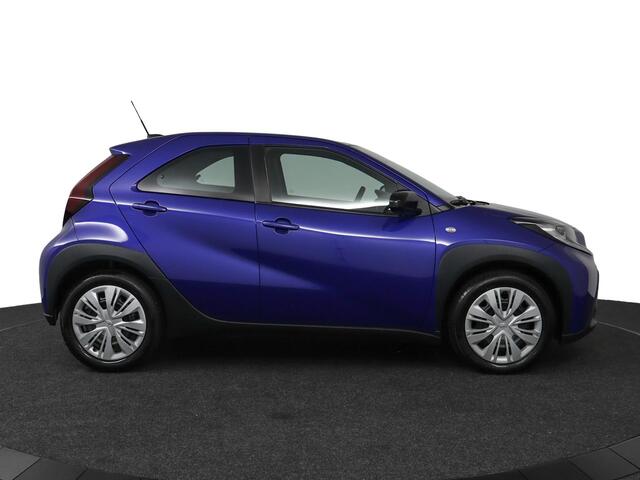 Toyota AYGO X 1.0 VVT-i MT Play | Airco | Camera | Apple Carplay | Android auto |