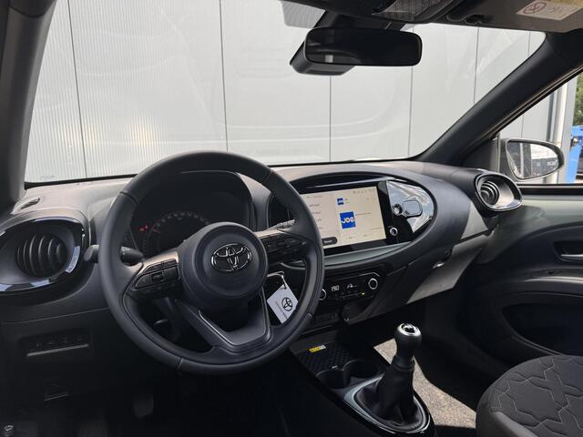 Toyota AYGO X 1.0 VVT-i MT Envy | Parkeersensor V+A | 10.5" multimedia | Draadloze telefoonlader |