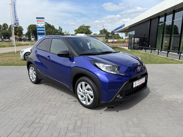 Toyota AYGO X 1.0 VVT-i S-CVT Pulse Camera I Two tone I Carplay