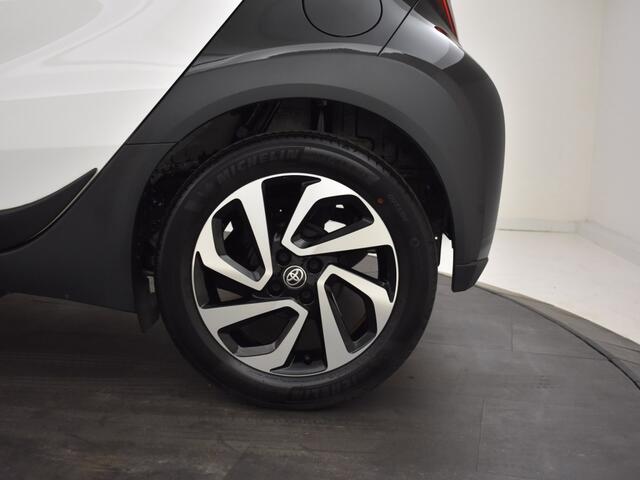 Toyota AYGO 1.0 VVT-i MT Pulse Bi Tone | Apple & Android Carplay