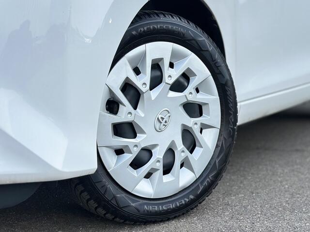 Toyota AYGO 1.0 VVT-i x-play / Carplay / Camera