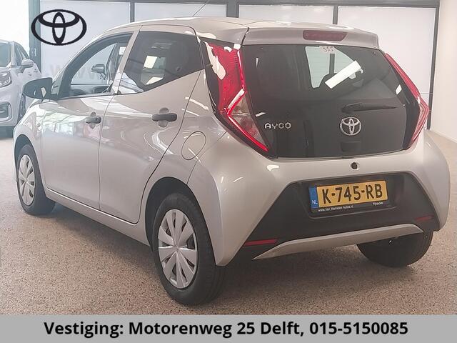 Toyota AYGO 1.0 VVT-i X SILVERLINE FUN CARPLAY NAVI AIRCO.5 DRS .GARANTIE TOT 2031 !