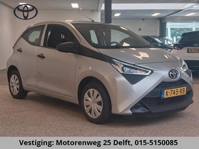 Toyota AYGO 1.0 VVT-i X SILVERLINE FUN CARPLAY NAVI AIRCO.5 DRS .GARANTIE TOT 2031 !