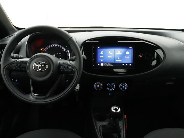 Toyota AYGO X 1.0 VVT-i MT Play | Demo | Camera | Airco |