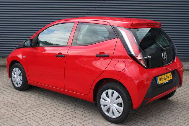 Toyota AYGO 1.0 VVT-i x-fun 5-Deurs Airco Cruise Control Bluetooth NL-Auto