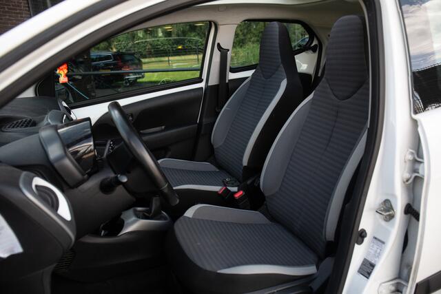 Toyota AYGO 1.0 VVT-i x-play