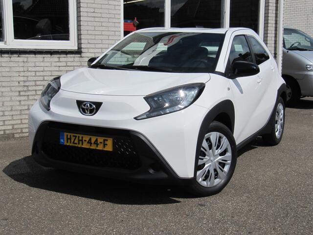 Toyota AYGO X 1.0 VVT-i MT Play camera,key less,stoelverwarming