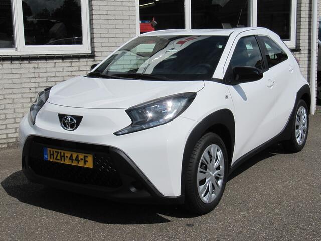 Toyota AYGO X 1.0 VVT-i MT Play camera,key less,stoelverwarming