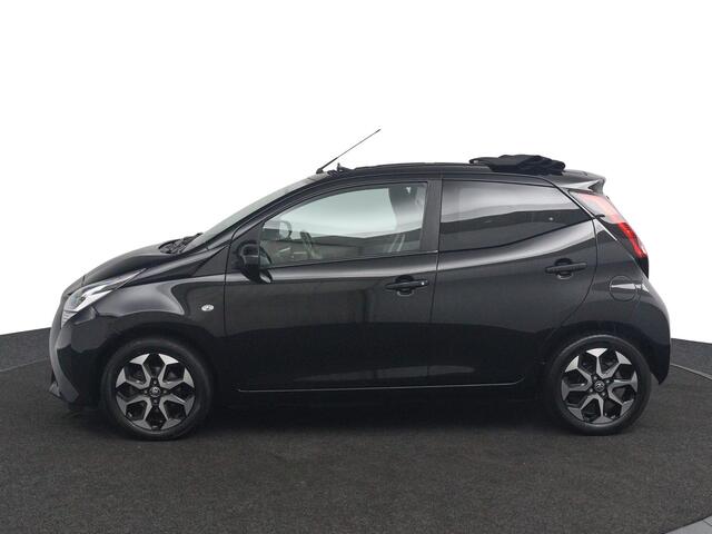 Toyota AYGO 1.0 VVT-i x-joy cabrio | Automatische Airco | Cabrio | Lichtmetalen Velgen | Privacy Glas |