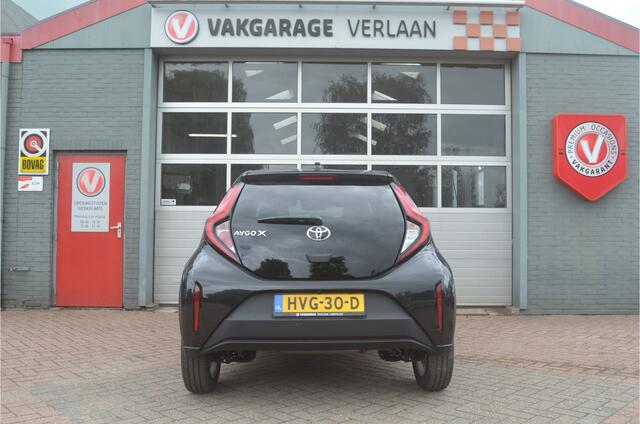 Toyota AYGO X 1.0 VVT-i MT Play