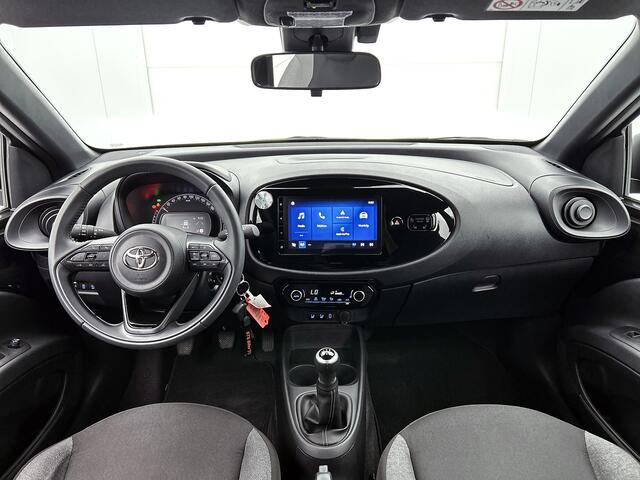 Toyota AYGO X 1.0 VVT-i MT first Limited | Apple Carplay/Android Auto | Airconditioning | Metallic lak | Stoelverwarming |