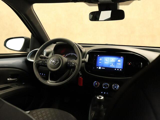 Toyota AYGO X 1.0 VVT-i MT Pulse - ACHTERUITRIJCAMERA - APPLE CARPLAY/ANDROID AUTO - STOELVERWARMING - CRUISE CONTROL ADAPTIEF - LED KOPLAMPEN - LICHTMETALEN VELGEN 17" - BLUETOOTH TELEFOONVOORBEREIDING