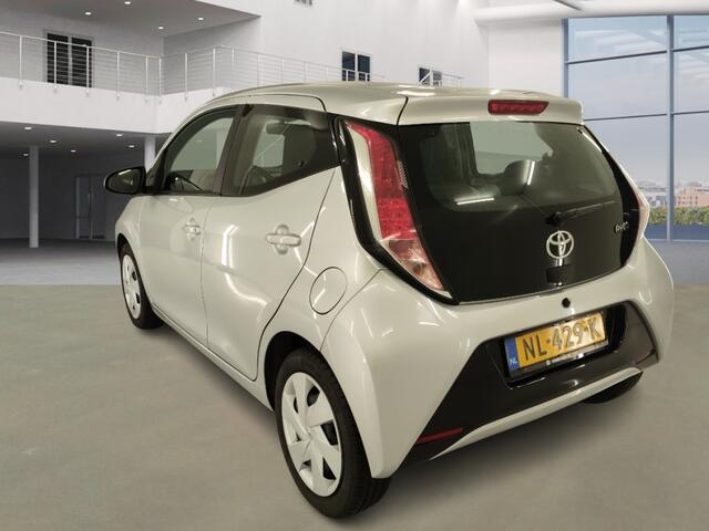 Toyota AYGO 1.0 VVT-i x-play, 1e Eig! Camera! 28dkm NAP! VERWACHT!