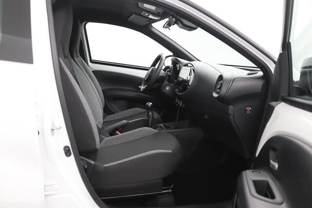 Toyota AYGO X 1.0 VVT-i MT Play | Apple Carplay | Android Auto | Adaptieve Cruise Control | 10 Jaar garantie |