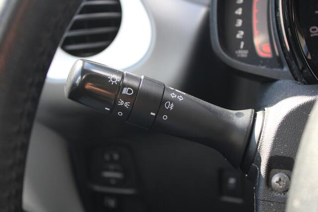 Toyota AYGO 1.0 VVT-i x-play - Airco - Automaat - Rijklaar