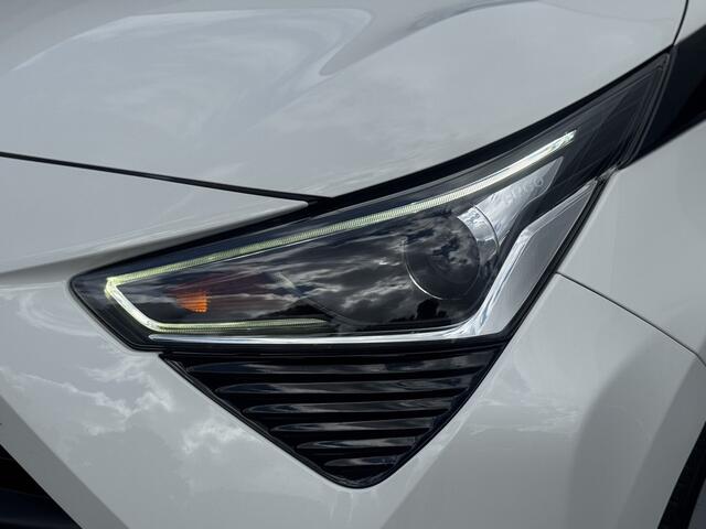 Toyota AYGO 1.0 VVT-i x-play Automaat Apple/Android, Camera, Airco, Lichtmetalen velgen , All-in Rijklaarprijs