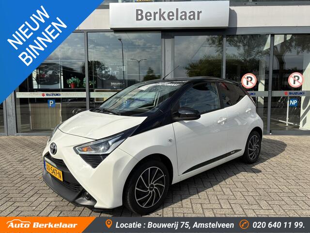 Toyota AYGO 1.0 VVT-i x-play | Automaat | two-tone | Achteruitrijcamera | Airco