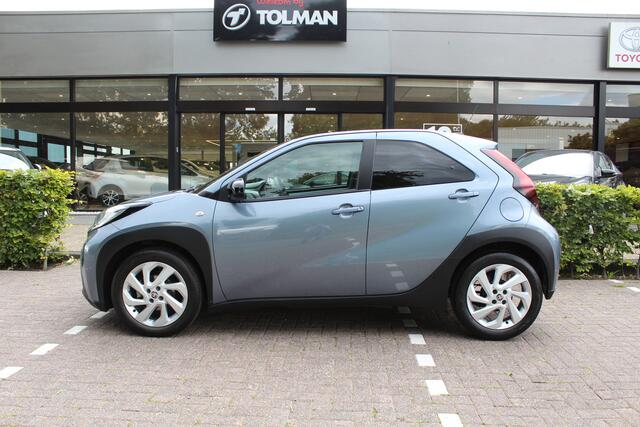 Toyota AYGO X 1.0 VVT-i MT First | Rijklaar | Clima | LED | Stoelverw. | Privacyglass | Apple/Android | Camera | Adaptive cruise