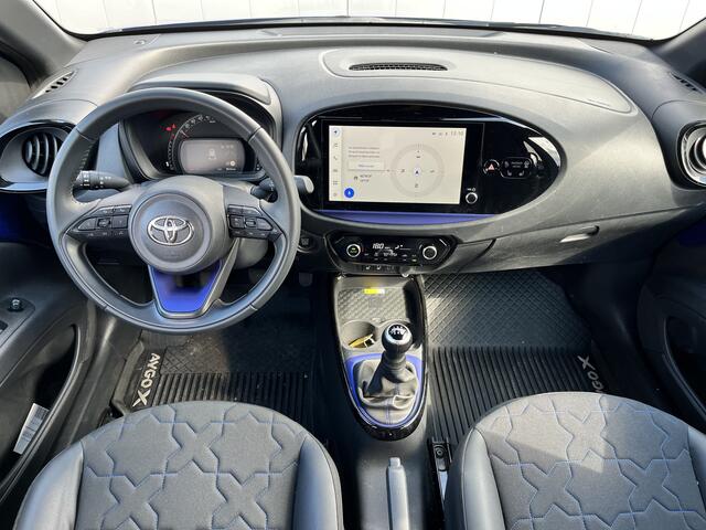 Toyota AYGO X 1.0 VVT-i MT Envy Parkeersensoren Stoelverwarming Keyless Apple Carplay Android auto