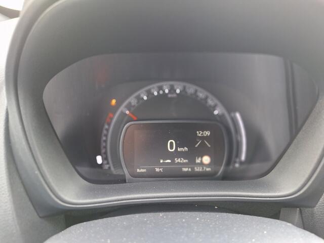 Toyota AYGO X 1.0 VVT-i MT Play | Ad Cruise | Airco | Apple/Android auto |