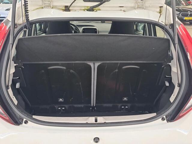 Toyota AYGO 1.0 VVT-i x-play Lim! AUT! Apk 8-2027! VERWACHT!!