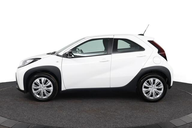 Toyota AYGO X 1.0 VVT-i MT Play | Apple carplay & Android auto | Parkeerhulp camera | Airco |
