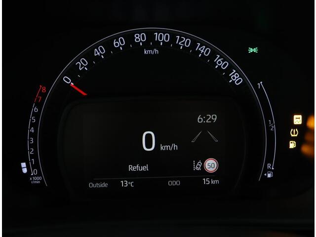 Toyota AYGO X 1.0 VVT-i MT Play | Apple carplay & Android auto | Parkeerhulp camera | Airco |