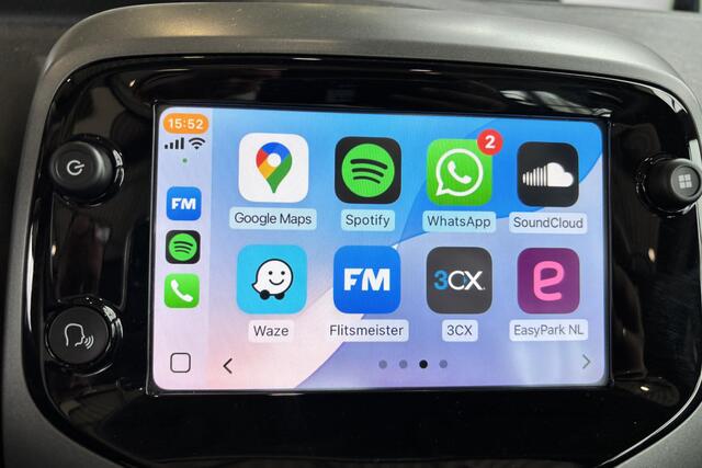 Toyota AYGO 1.0 VVT-i x-play cabrio AppleCarPlay/Android