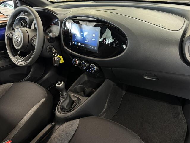 Toyota AYGO X 1.0 VVT-i MT Play | Airco | ACC | Camera | Stoelverwarming | DAB | ( Vesteging - Nieuwegein )