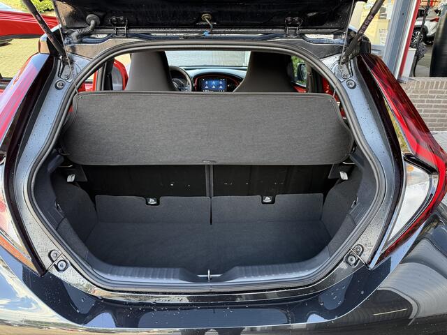 Toyota AYGO X 1.0 VVT-i MT Premium