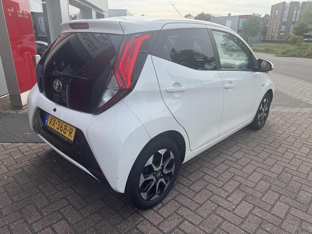 Toyota AYGO 1.0 VVT-i x-joy