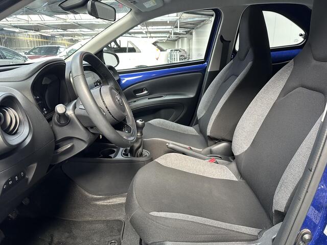 Toyota AYGO X 1.0 VVT-i MT Play