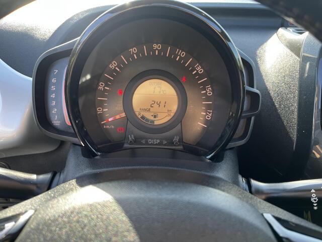 Toyota AYGO 1.0 VVT-i x-clusiv