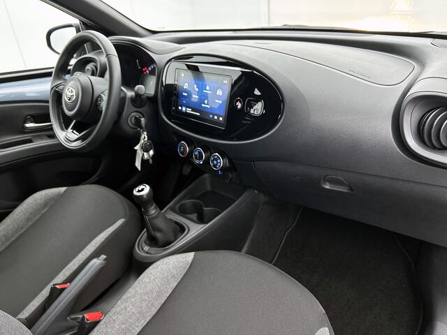 Toyota AYGO X 1.0 VVT-i MT Play | Airconditioning | Metallic lak | Adaptive cruise control |