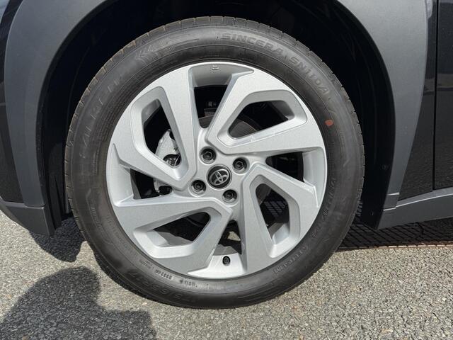 Toyota AYGO X 1.0 VVT-i MT Nieuw / 17'' LMV / Carplay / Stoelverwarming