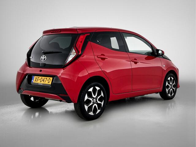 Toyota AYGO 1.0 VVT-i x-joy | Climate control | Cruise control | Achteruitrijcamera |