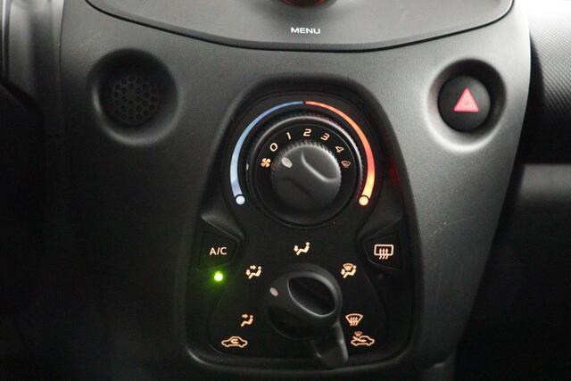 Toyota AYGO 1.0 VVT-i x-fun | Airco | Bluetooth |