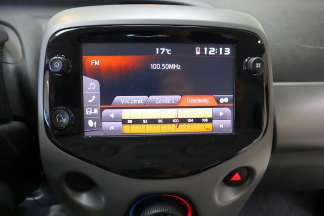 Toyota AYGO 1.0 VVT-i x-play | Carplay | 4 nw.AllSeasons | jaarbeurt | led