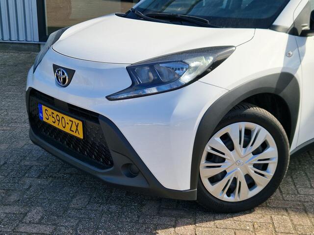 Toyota AYGO X 1.0 VVT-i MT Play