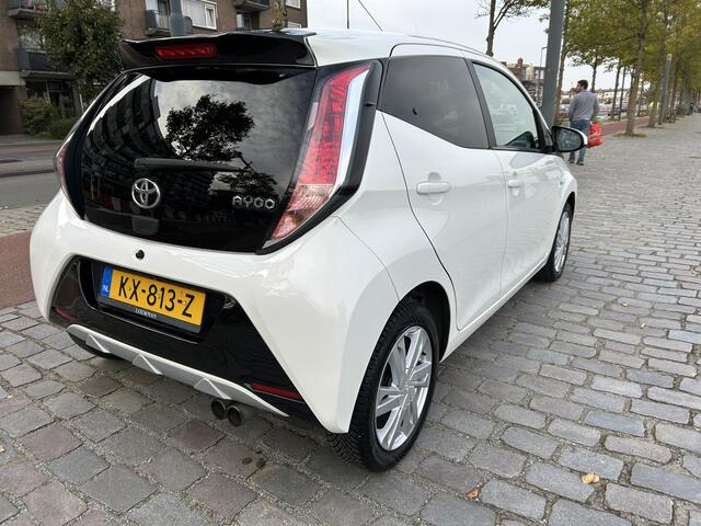 Toyota AYGO 1.0 VVT-i x-sport 5 deurs airco keurige auto