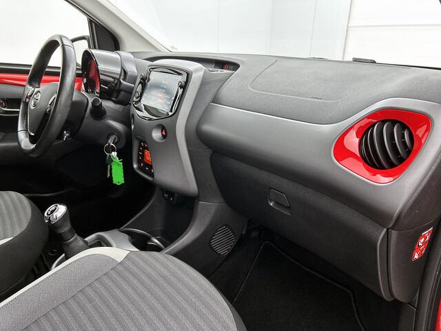 Toyota AYGO 1.0 VVT-i x-joy | Apple Carplay/Android Auto | LM velgen |