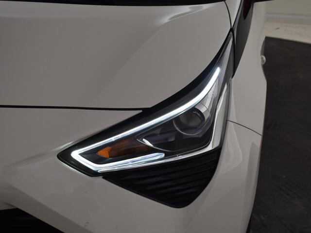 Toyota AYGO 1.0 VVT-i x-play Design Edition | Camera | LM Velgen