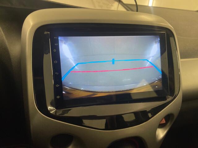 Toyota AYGO 1.0 VVT-i x-play, Camera! Navi! VERWACHT!!