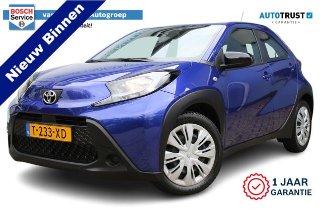 Toyota AYGO X 1.0 VVT-i MT Play | Incl. 12 maanden Garantie | 1e Eigenaar | Cruise controle | Achteruitrijcamera | Apple CarPlay/Android Auto | Lane assist | Airco | DAB Radio | Bluetooth | Centrale deurvergrendeling met handzender | Origineel NL Auto | NAP |