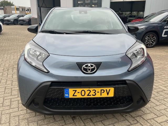 Toyota AYGO X 1.0 VVT-i MT Play