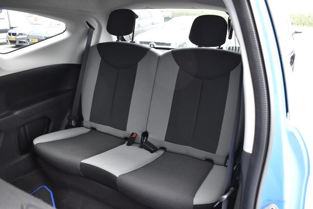 Toyota AYGO 1.0 VVT-i x-play Camera - Carplay - Cruise - Airco