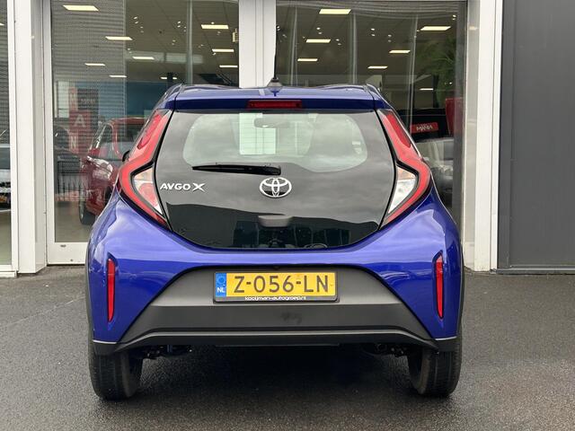 Toyota AYGO X 1.0 VVT-i MT Play