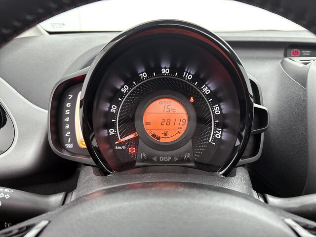 Toyota AYGO 1.0 VVT-i x-joy cabrio | Climate control | LM velgen