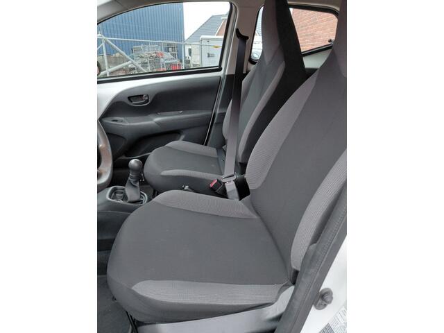 Toyota AYGO 1.0 VVT-i x-fun