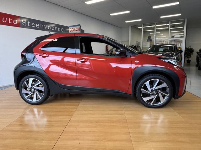 Toyota AYGO X 1.0 VVT-i S-CVT Envy *JBL audio * Half Leer * Two Tone